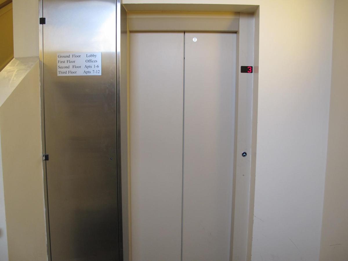 Churchill Two Bedroom With Free Parking And The Minster View